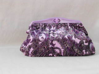 ベロアプリントのセカンドバッグ